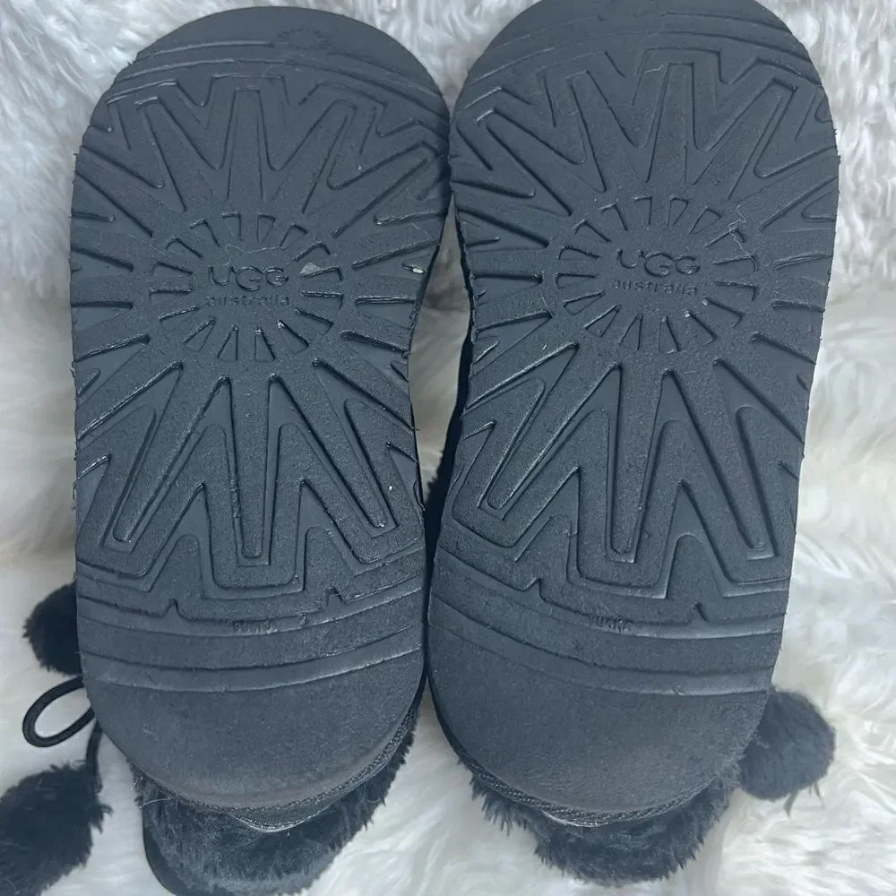 UGG leather suede furry slip on boots with pompom bow accent SZ9
